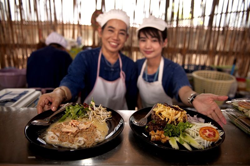 ตลาดสุขใจ-ออร์แกนิคไทยๆ เกษตรกรอิ่มใจ คนไทยสุขภาพดี